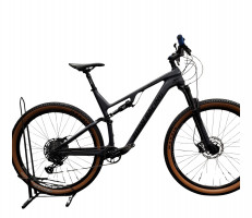 Pre-Owned Titan Cypher Carbon Dual Suspension Mountain Bike - Extra Large 