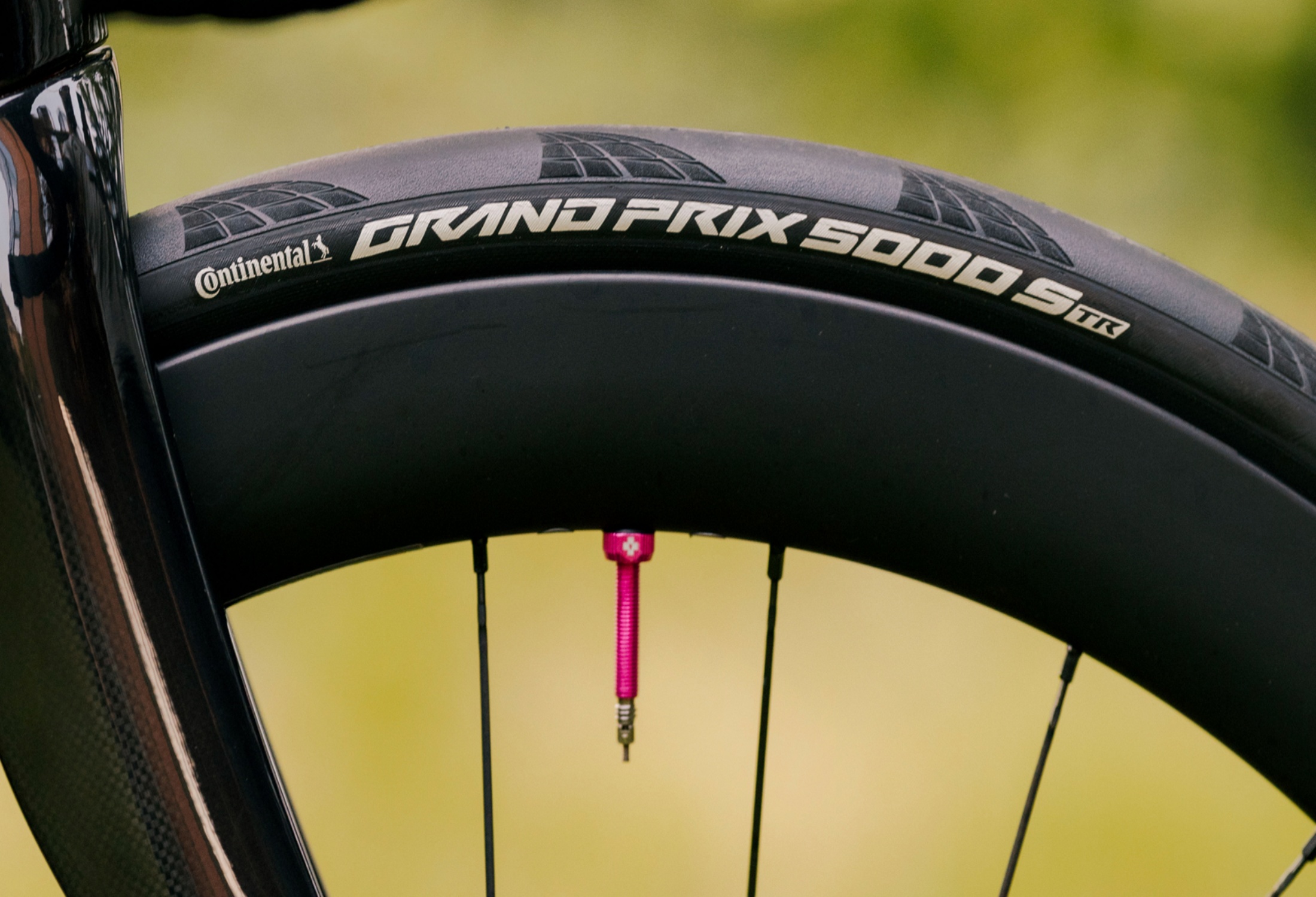 Road Tyres: Types, Conditions & Top Picks