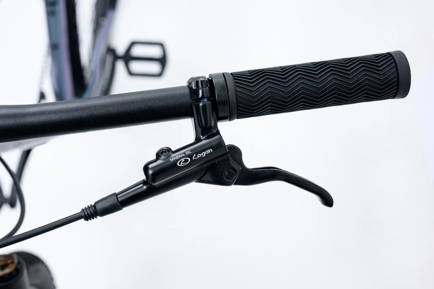 Avalanche Reflex Sport Aluminium Hardtail Mountain Bike 