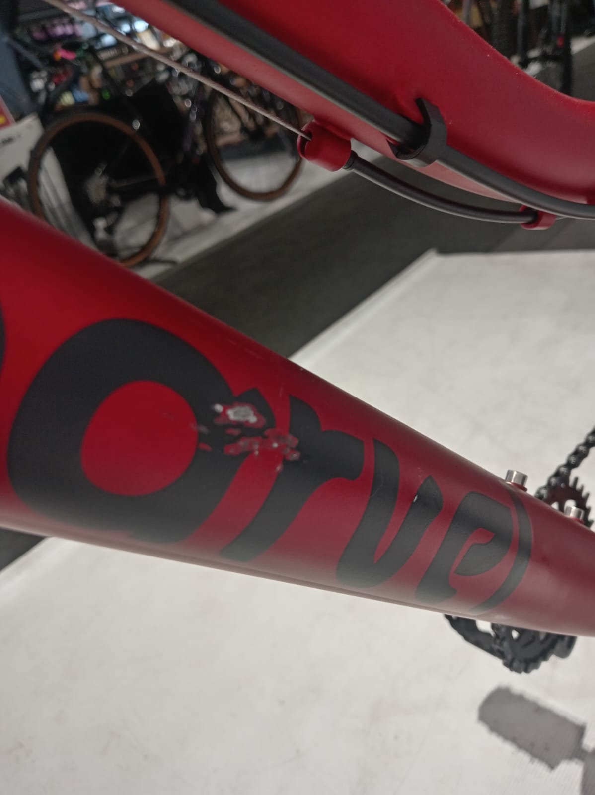 Demo Marvel Noah Junior 24 Inch Boys Bike RED 24"