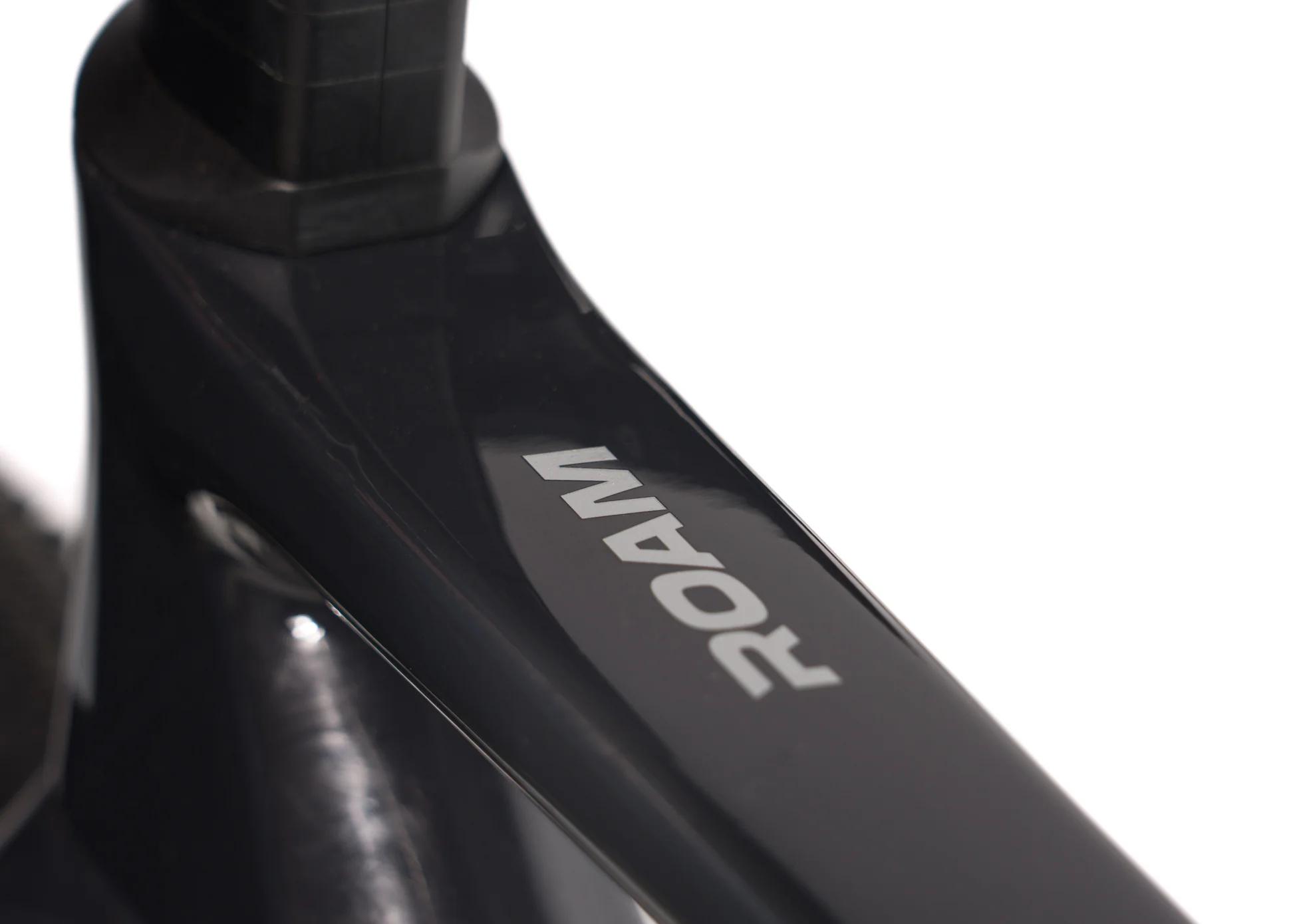 Avalanche Roam Carbon Gravel Bike 2027
