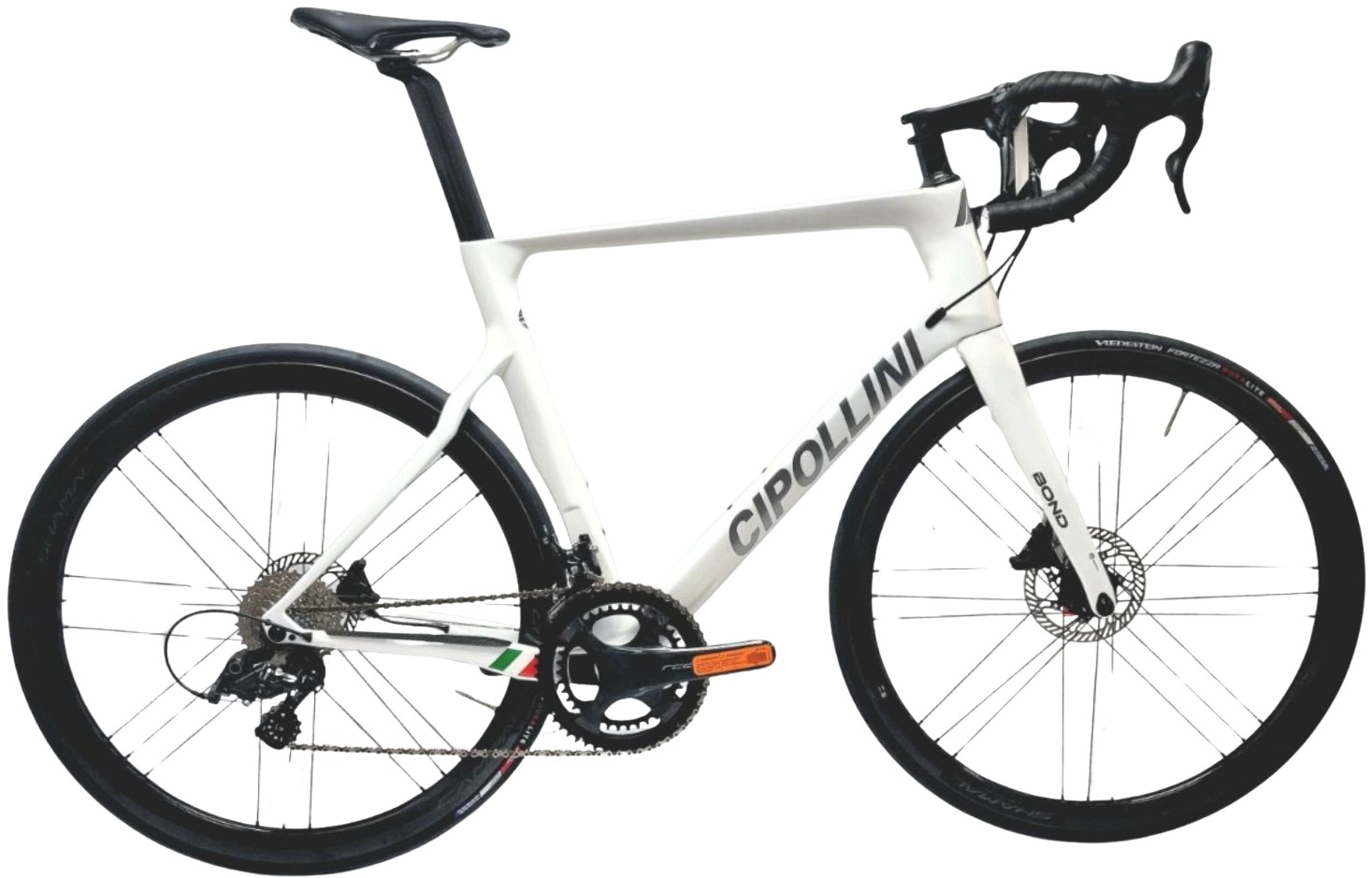 Cipollini Bond 2 Carbon Road Bike 2022 