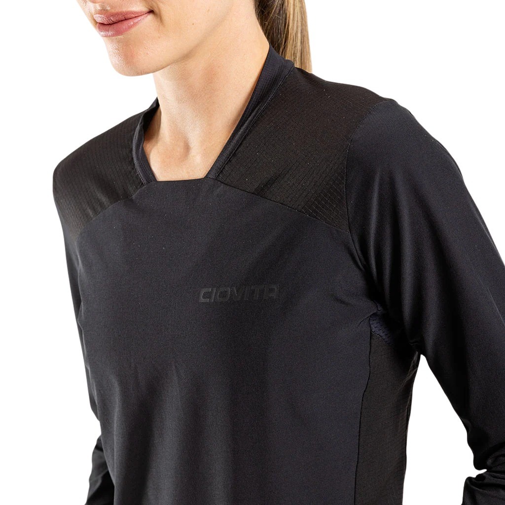 Ciovita Scuro Long Sleeve Ladies Trail Shirt 