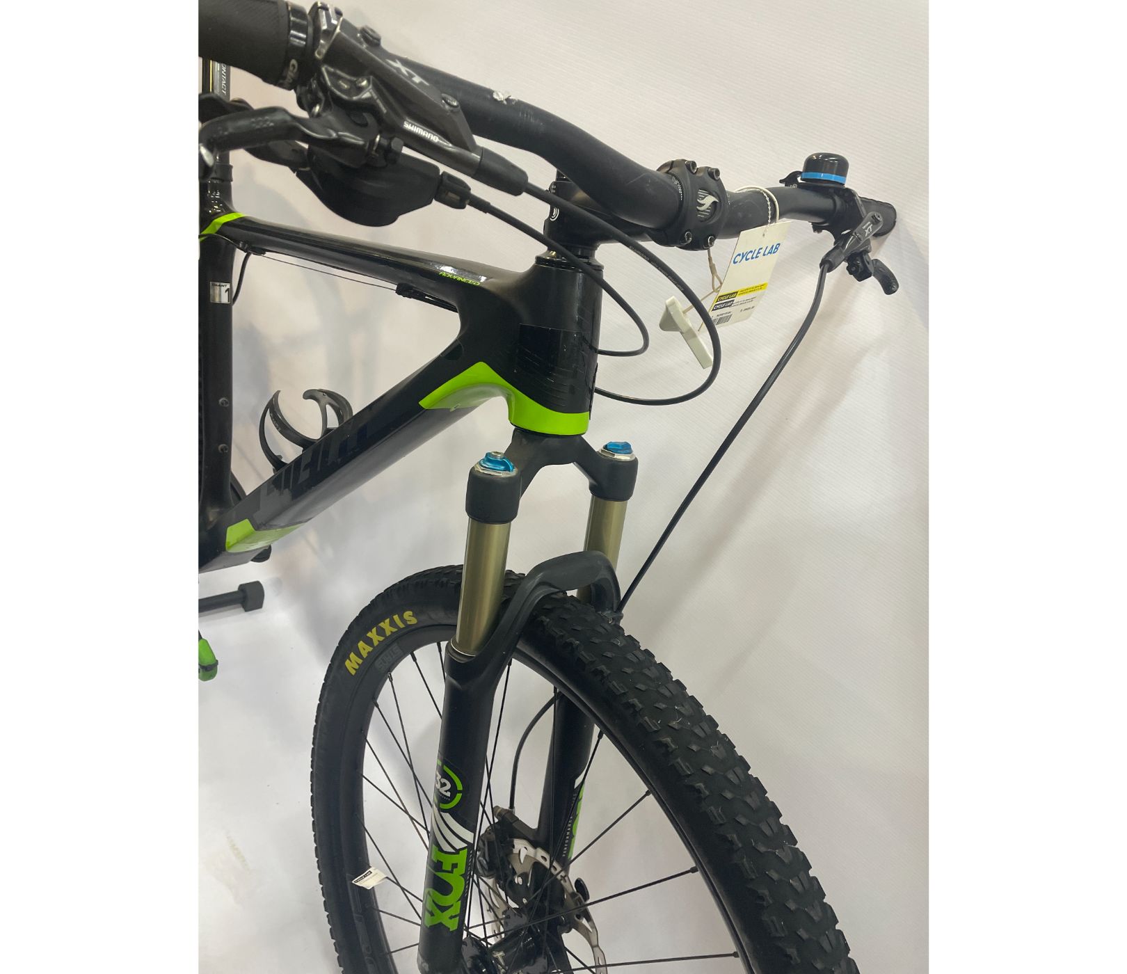 Pre-Owned Giant Advanced 29er Carbon Hardtail Mountain Bike - Large
