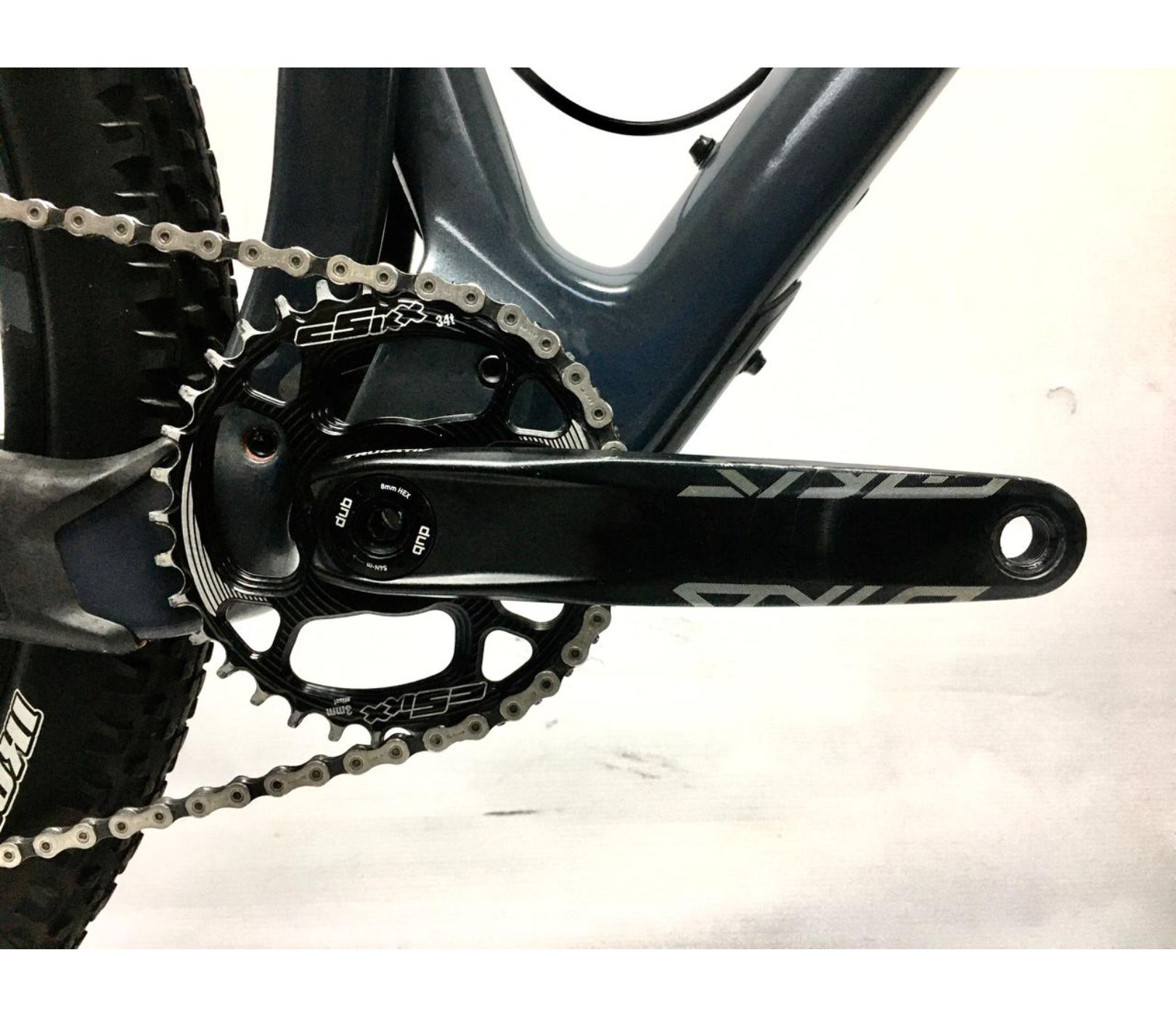 PreOwned Santa Cruz Dual Suspension Carbon Mountain Bike Medium