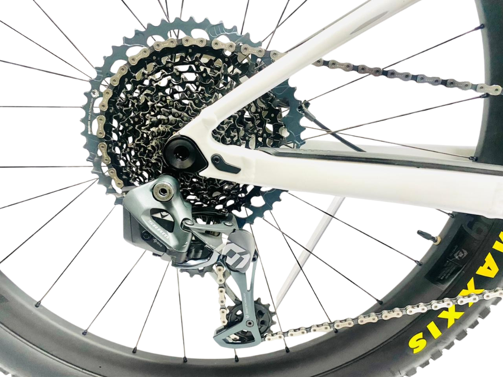 Pre-Owned Scott Spark 900 Carbon Dual Suspension Mountain Bike - M/L 