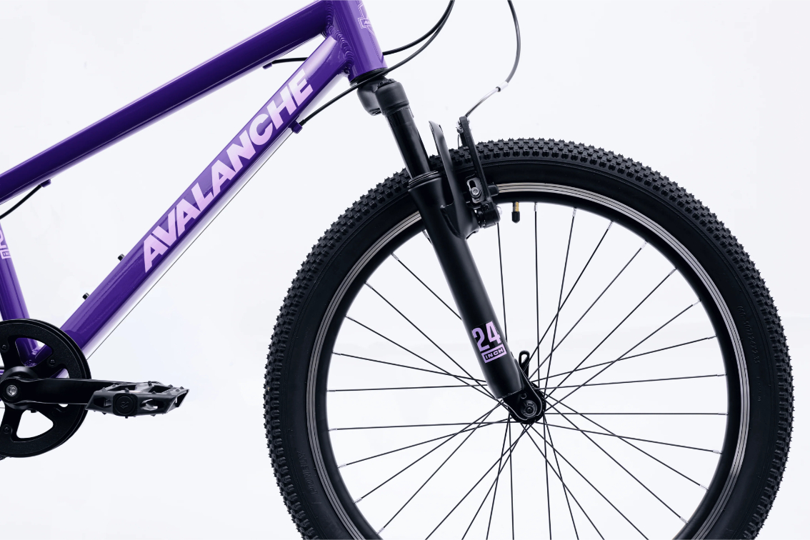 Avalanche Cosmic 24 Inch Junior Girls Bike 2026