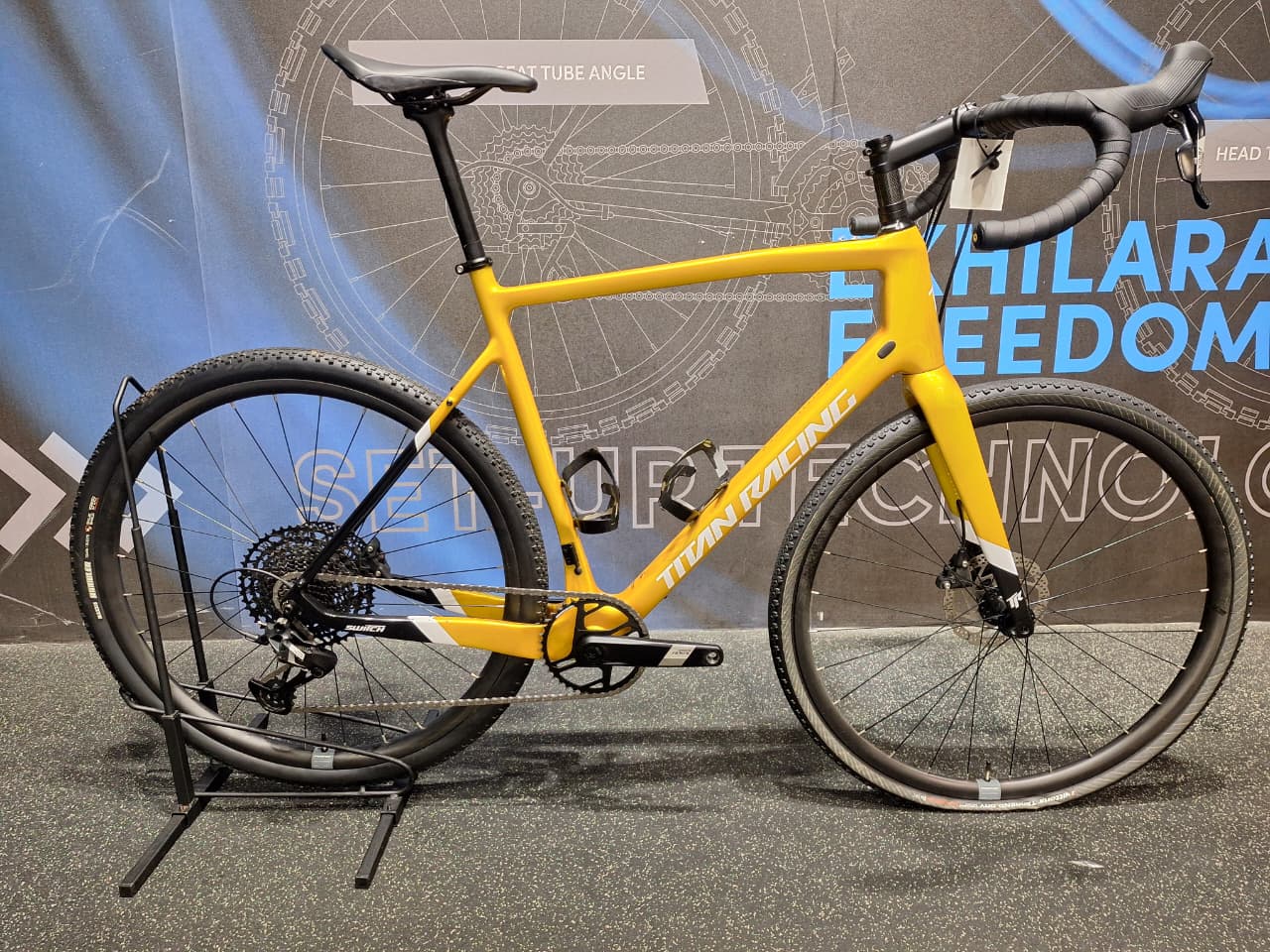 Demo Titan Switch Elite Carbon Gravel Bike XL