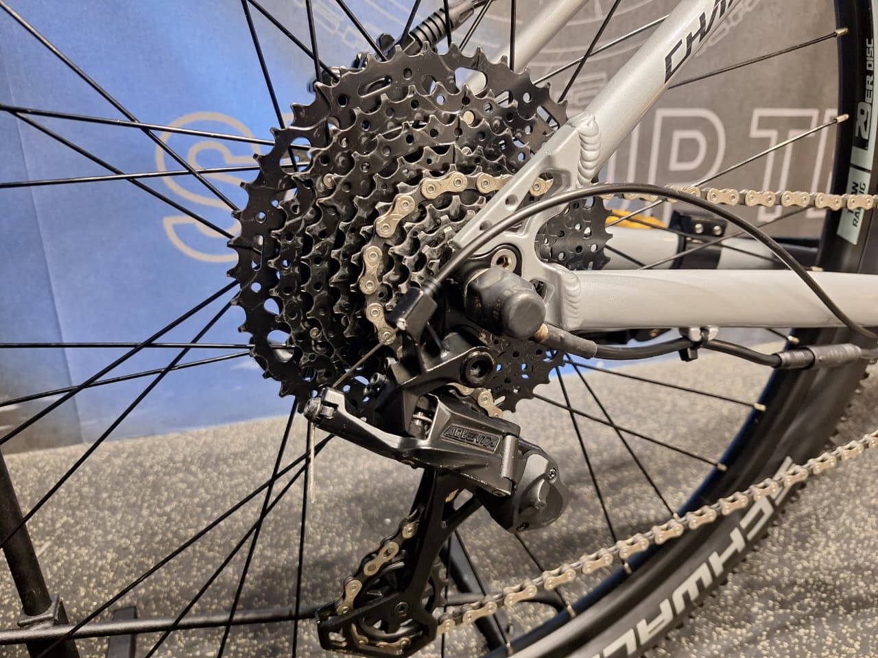 Demo Titan Charge E-Two Hardtail E-MTB Medium 2022 