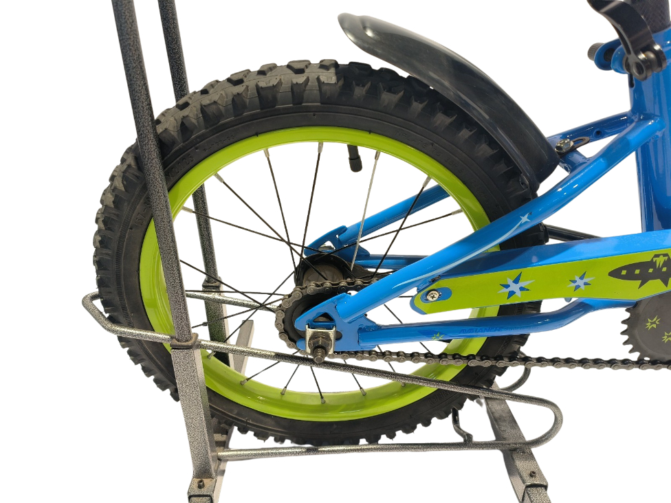 Pre-Owned Avalanche Ziod 16 Inch Junior Bike