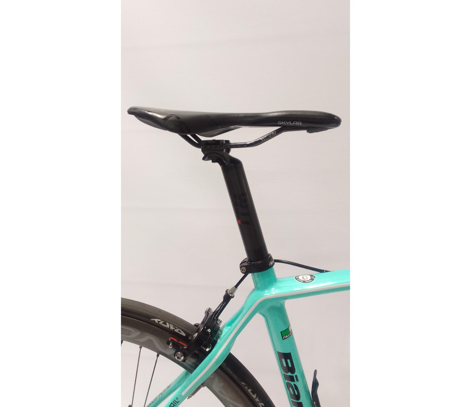 Pre-Owned Bianchi Infinuto CV Carbon Road BIke - Small