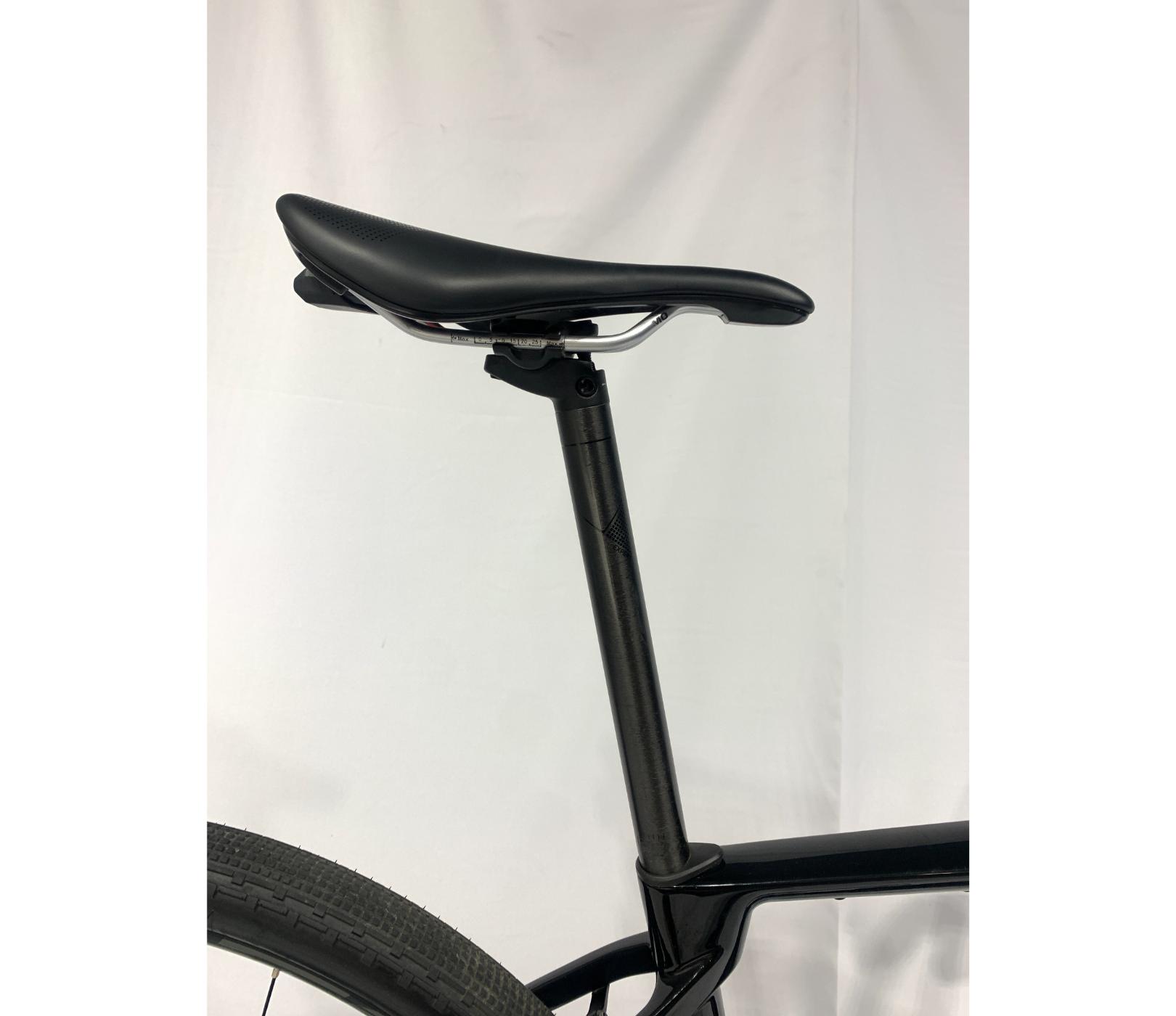 Pre-Owned Merida Silex 7000 Carbon Gravel Bike - Small