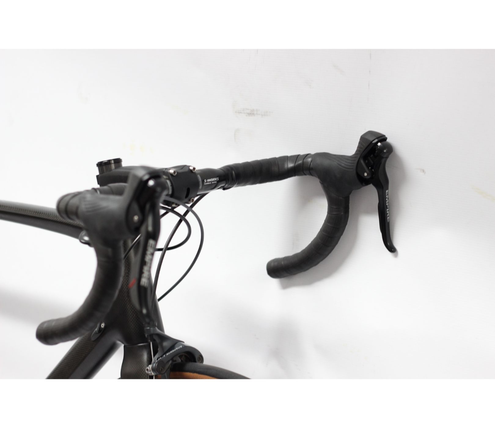 Pre-Owned Carbon Custom Carbon Road Bike - L