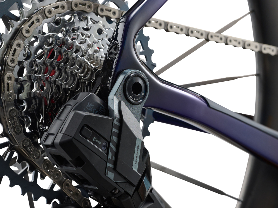 Giant Revolt SL 2 Carbon Gravel Bike 2027 