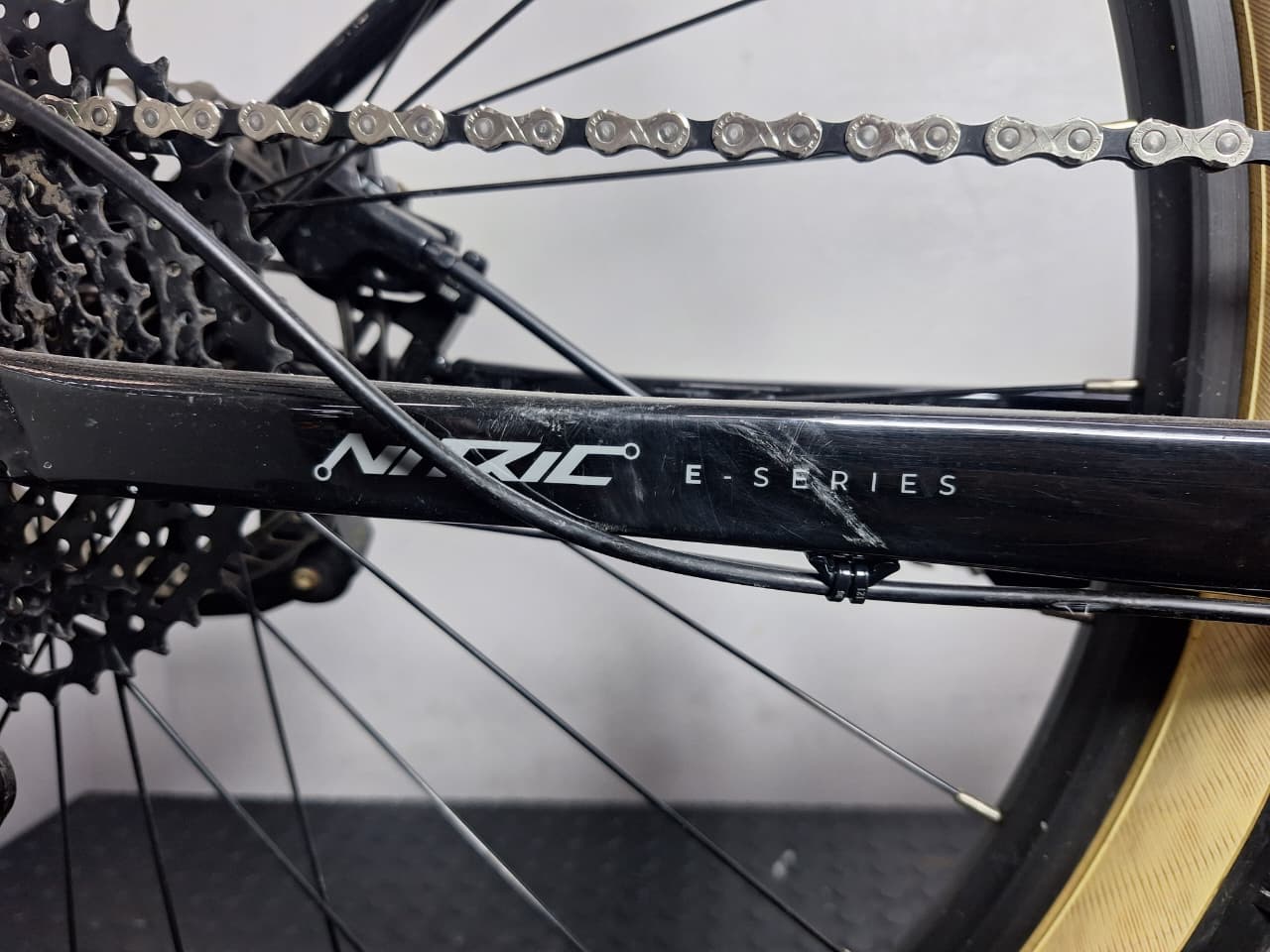 Demo Titan Nitric Sport Aluminium Hardtail Mountain E-Bike 29" BLK XL 2024 