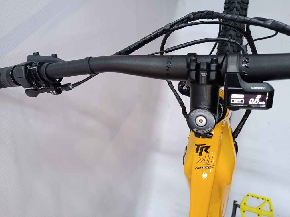 Pre-Owned Titan Nitric Dash Aluminium Hardtail Mountain Bike - Small