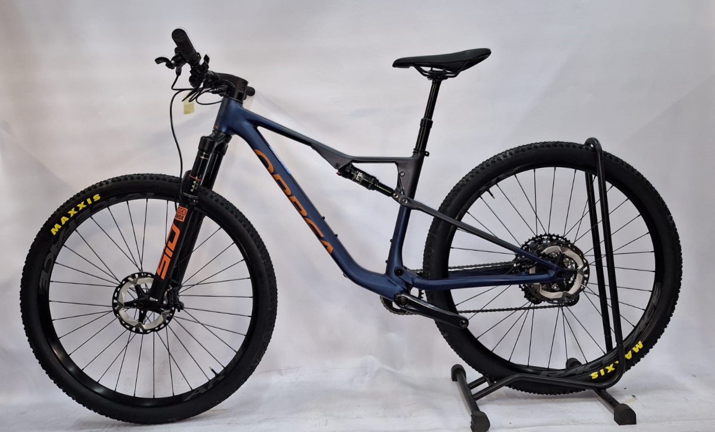 Pre-Owned Orbea Oiz Custom Aluminium Dual Suspension Mountain Bike -Medium