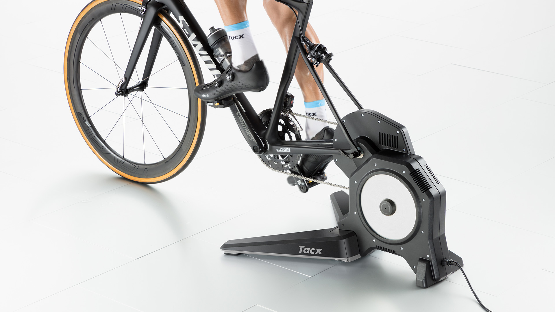 Tacx Flux S Smart Trainer 