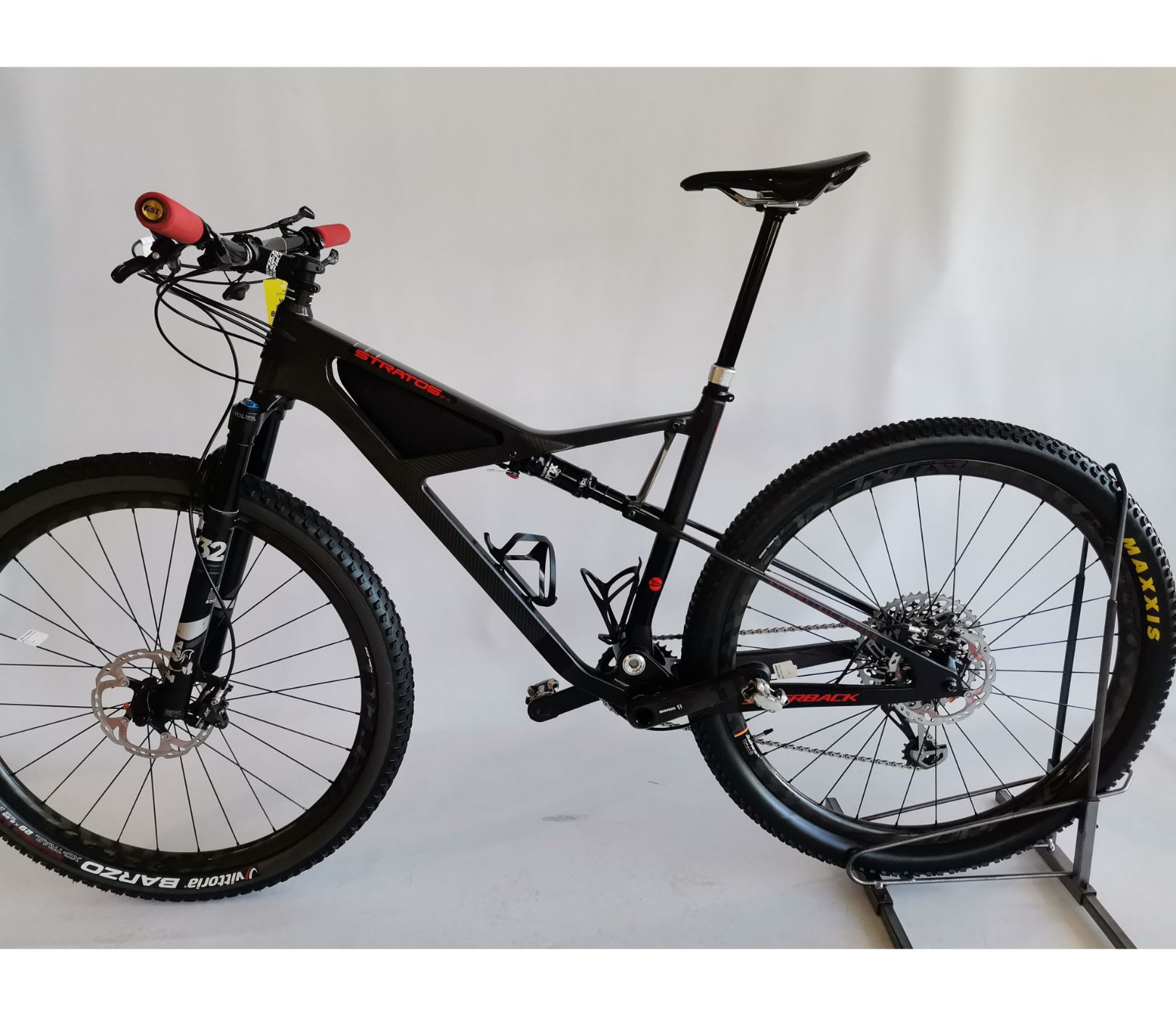 Pre-Owned Silverback Stratos Carbon Dual Suspension Mountain Bike - L