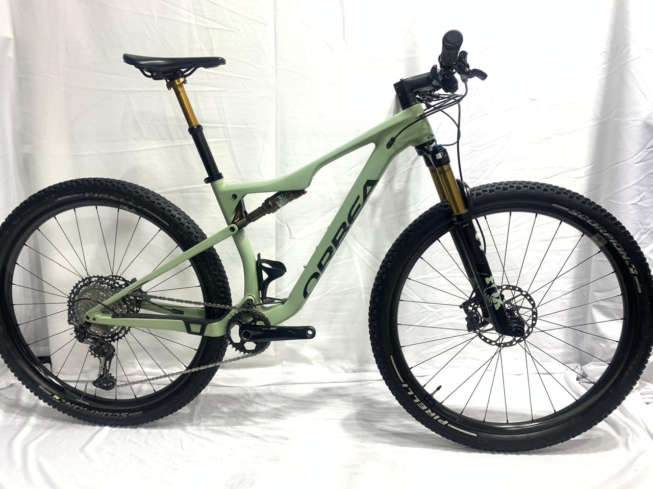 Demo Orbea Oiz M10 TR Carbon Dual Suspension Mountain Bike 2022 29" GRN M