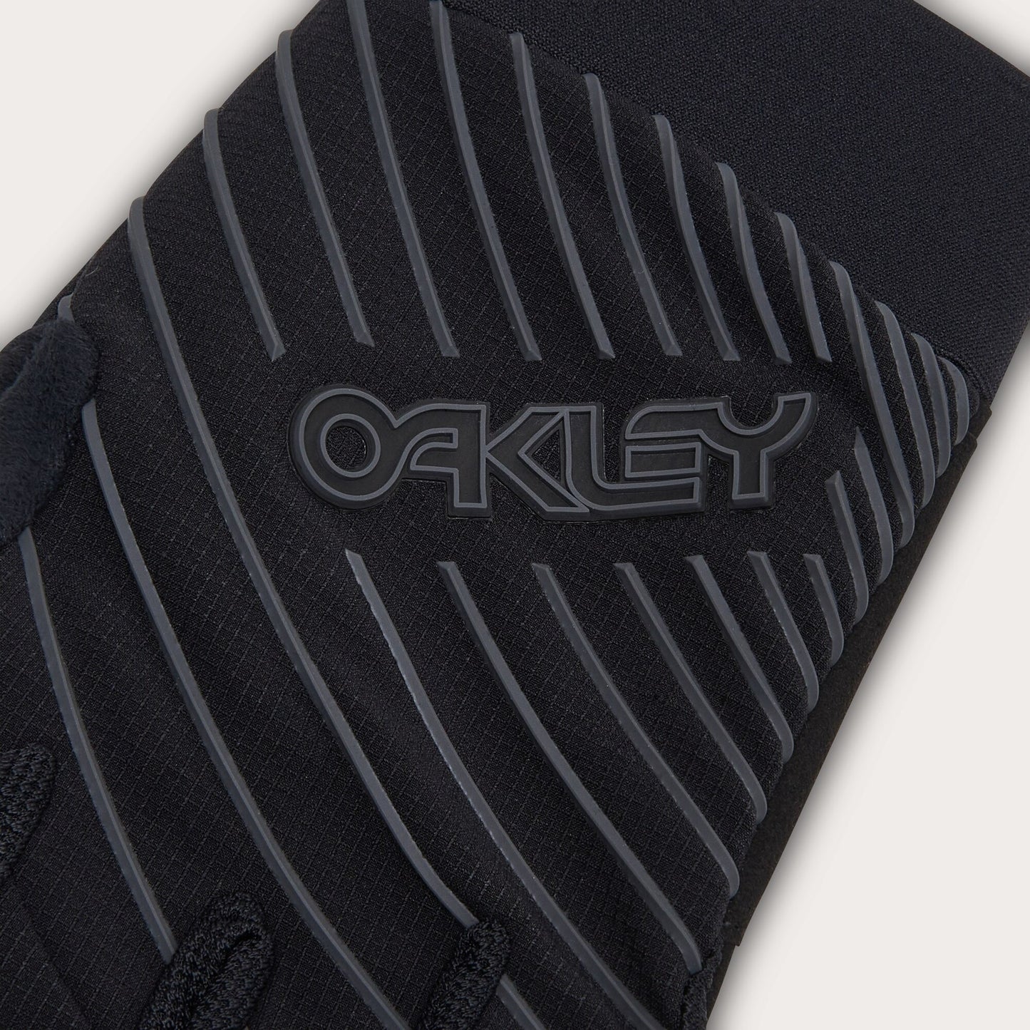 Oakley Drop In 2.0 Long Finger MTB Gloves