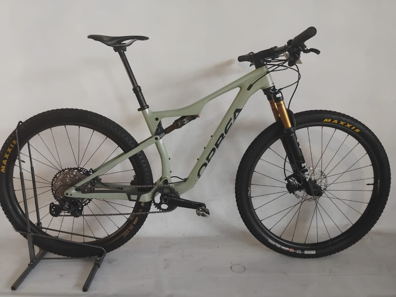 Demo Orbea Oiz M10 TR Carbon Dual Suspension Mountain Bike 2022 29" GRN M