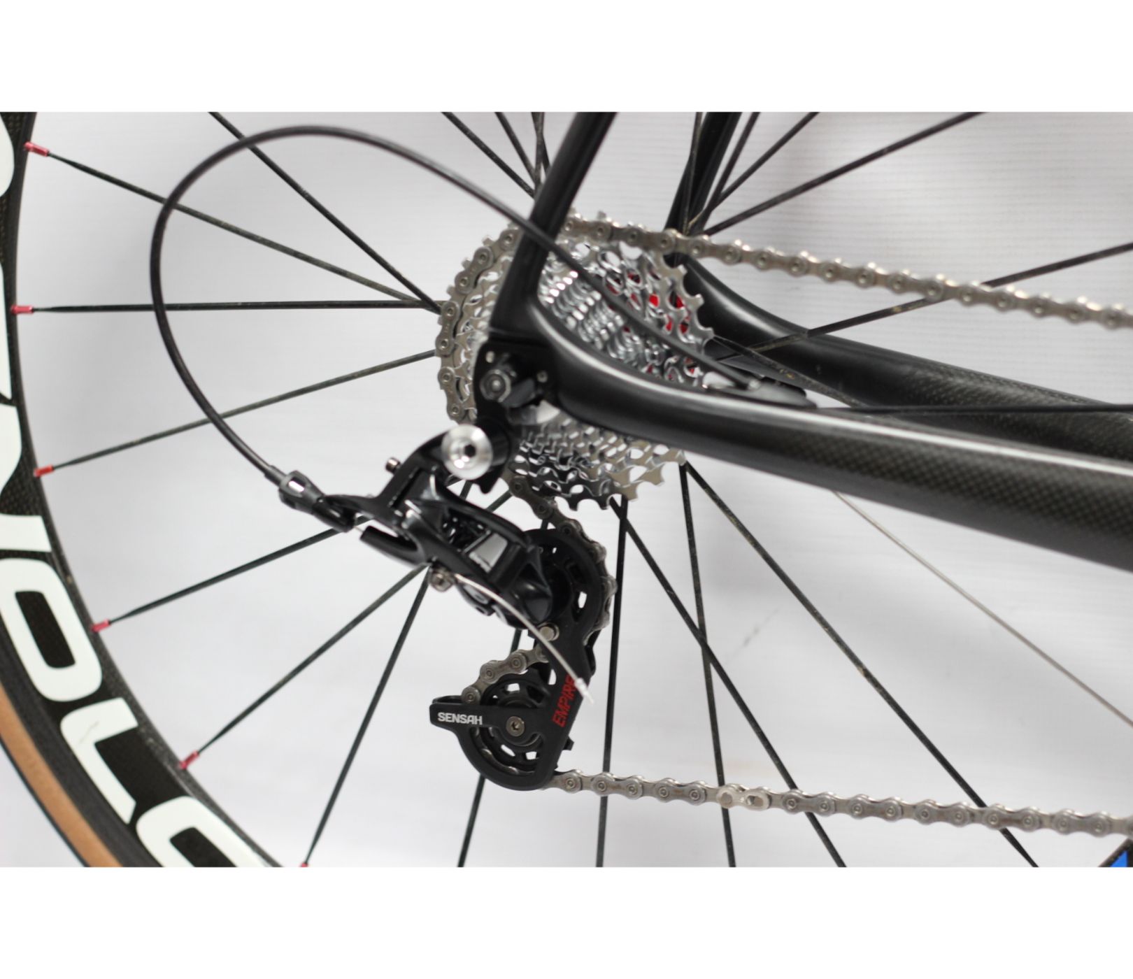 Pre-Owned Carbon Custom Carbon Road Bike - L