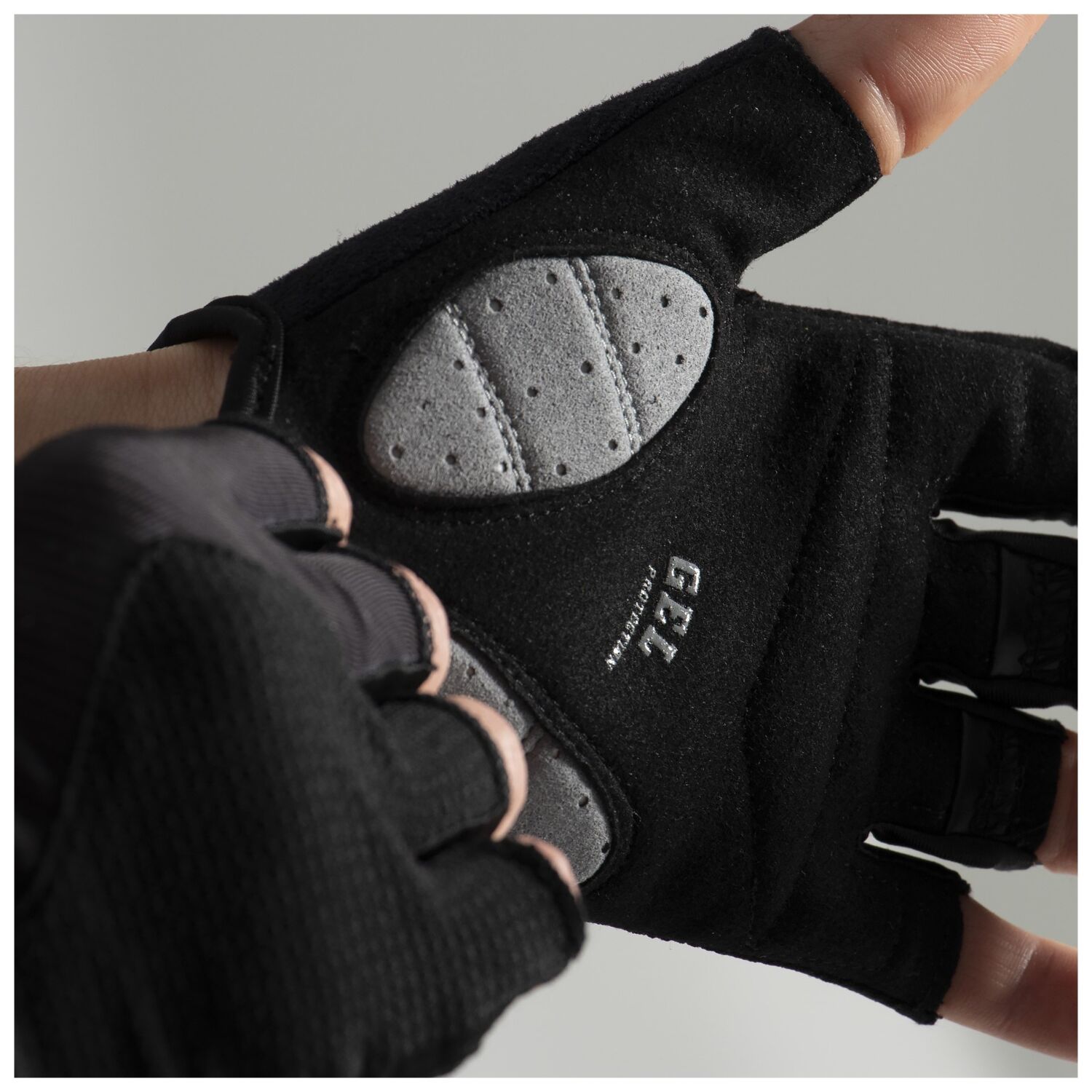 First Ascent Journey Short Finger Gloves 