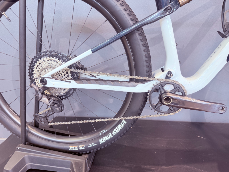 Demo Orbea Oiz M10 Dual Suspension Carbon Mountain Bike - Small